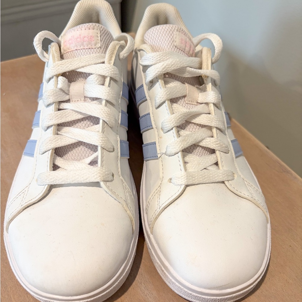 Adidas Youth Grand Court Low Top Sneakers Kids 3Y Casual Shoe White Blue - Picture 2 of 3